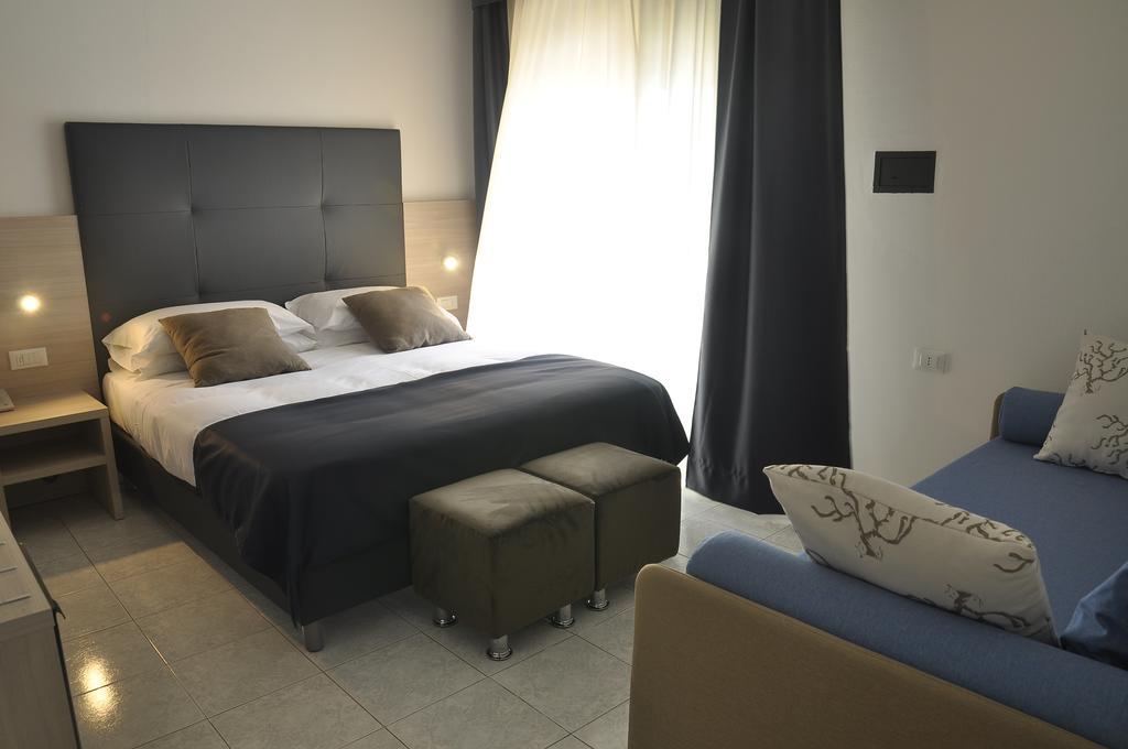 Hotel El Salvador Frontemare 3*